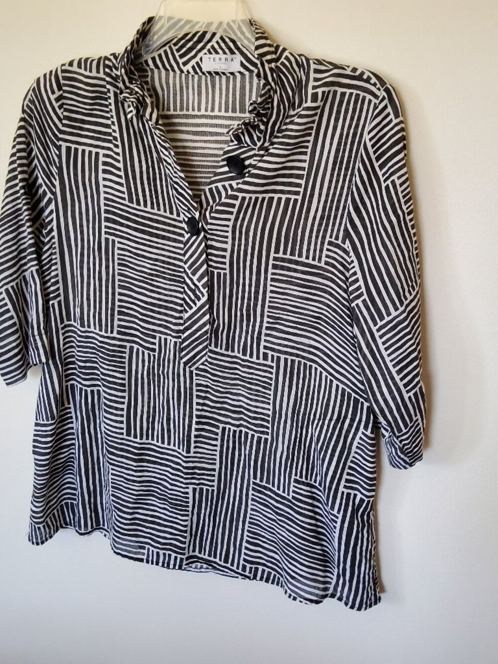 Terra Geometric pattern top size L